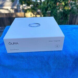 Oura Ring 4 Silver, size 8